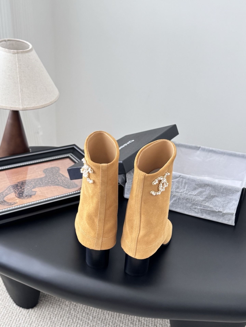 Ch**el boots